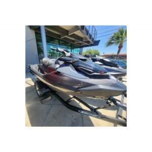 Sea-Doo RXT-X 300 w/Tech Pkg, iBR - 2023